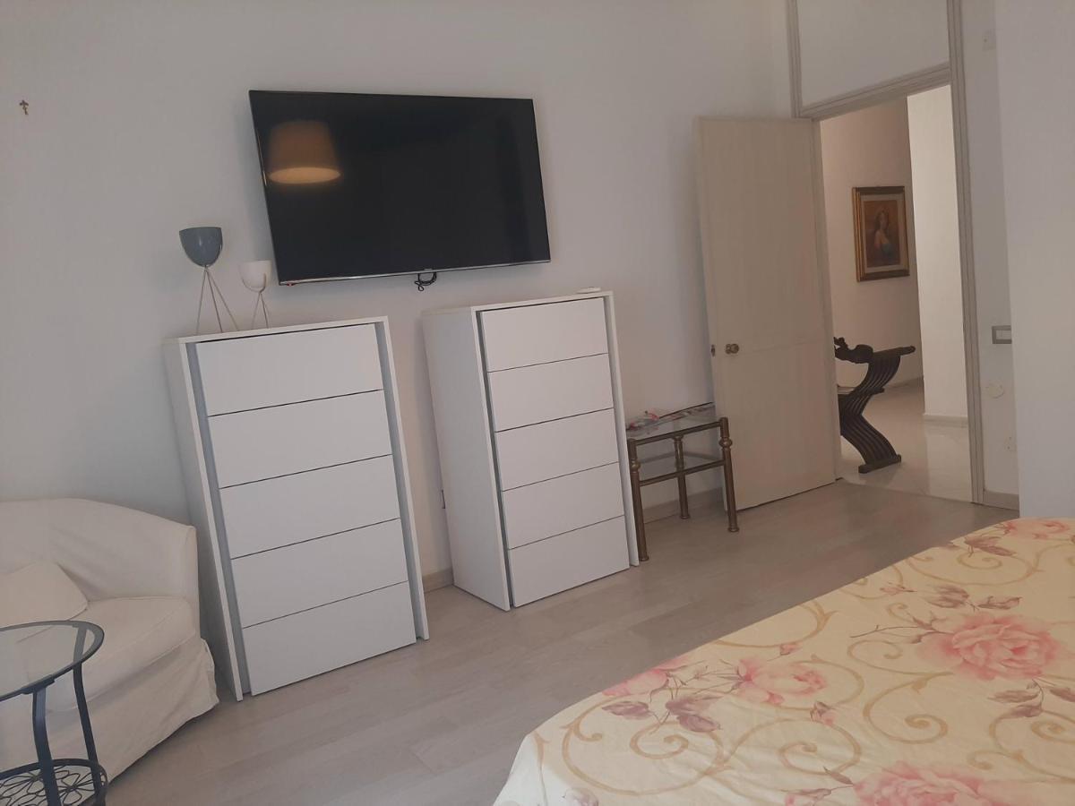 Casa Momy Lägenhet Lecce Exteriör bild
